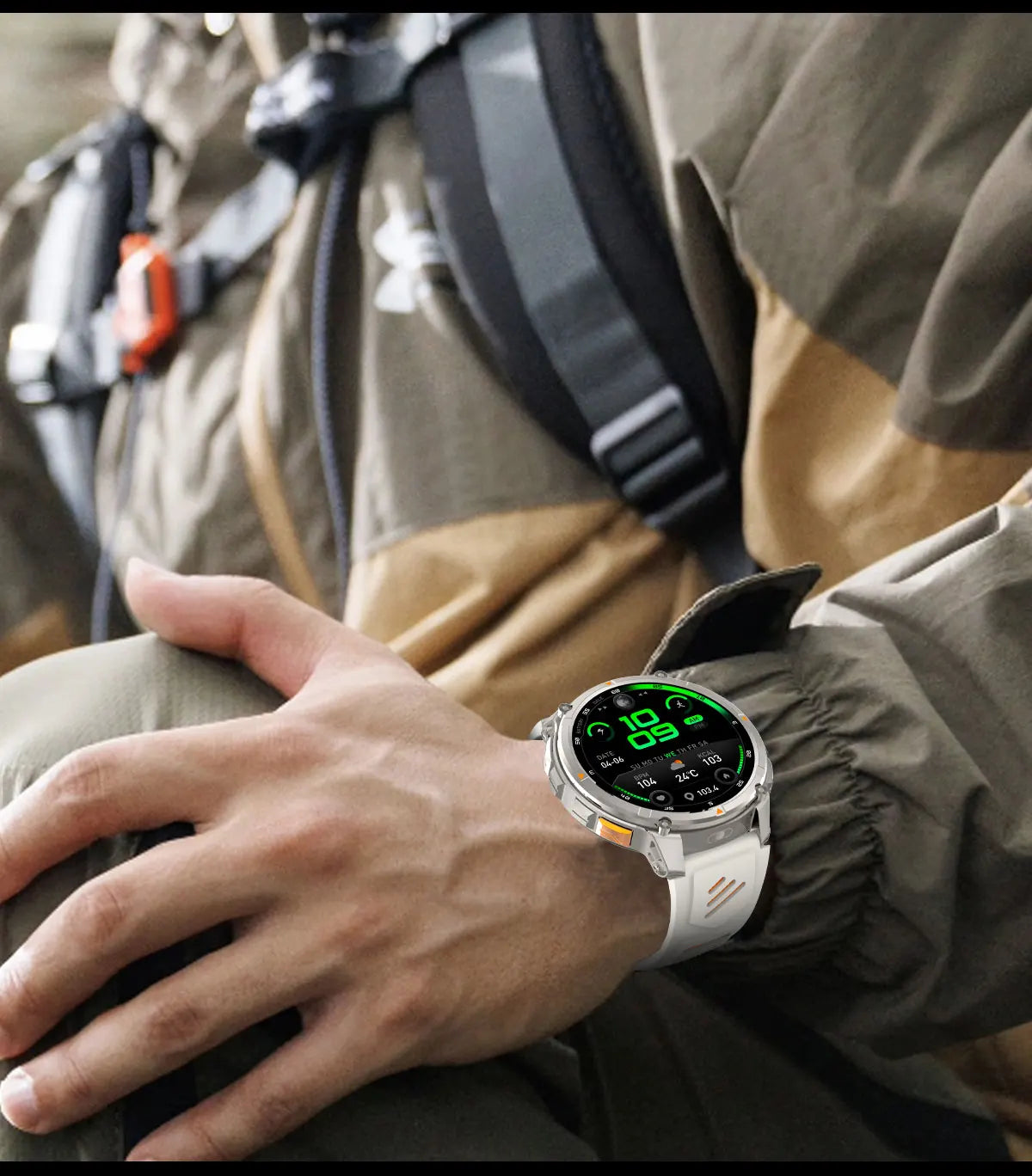 ESTG HT33 Outdoor – Smartwatch com Lanterna LED by Frazione