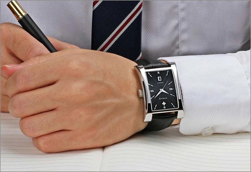WWOOR 8017 Classic – Relógio Quartz em Pele