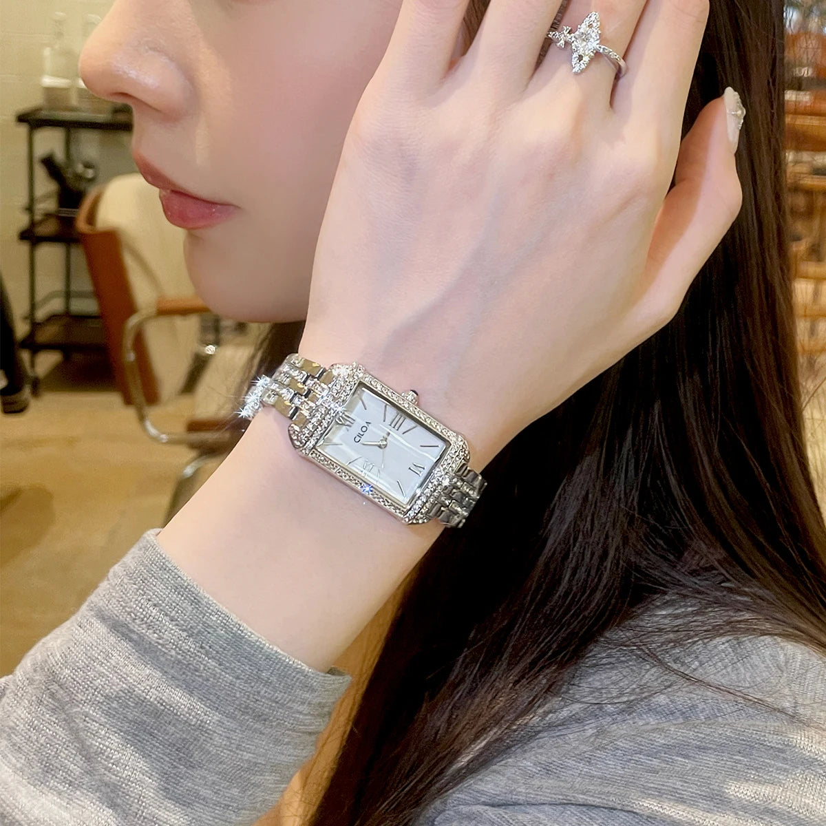 Relógio Feminino CILOA Square – Luxo Minimalista